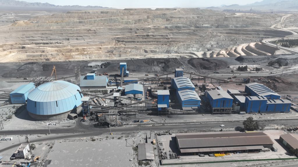 بهبود کیفیت محصول کارخانه کنسانتره سنگ آهن گل‌گهر سیرجان-خط 4